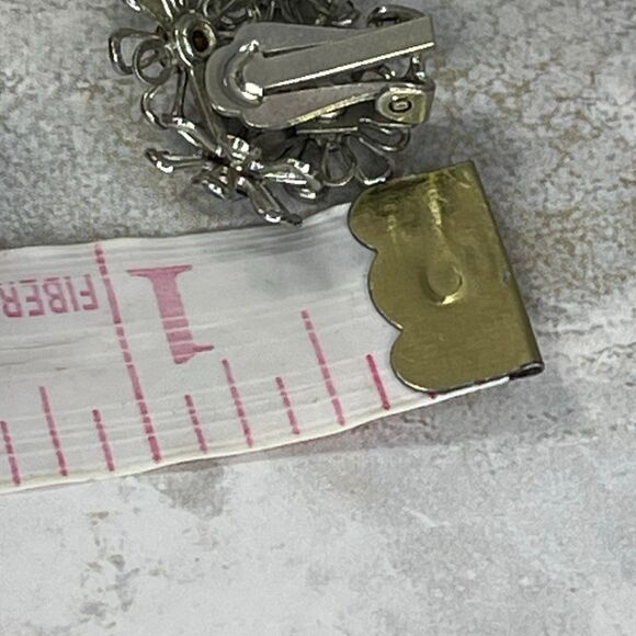 Midcentury flower clip on earring light blue glass centers - Picture 4 of 5